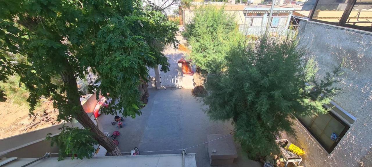 Μοντέρνα Εξοχική Κατοικία Στην Κωμη Komi  Exterior foto